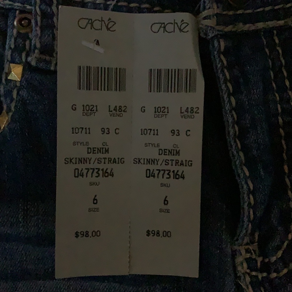 Cache Skinny/Straight Jean - Picture 4 of 5